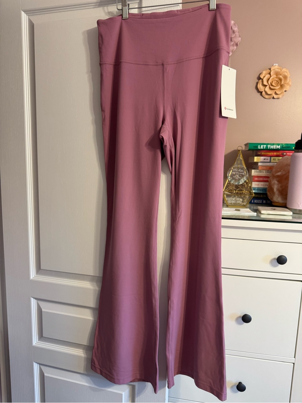 NWT Lululemon Groove Super High-Rise Flared Pant *Nulu